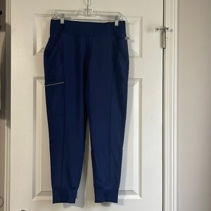 Cherokee Infinity jogger scrubs